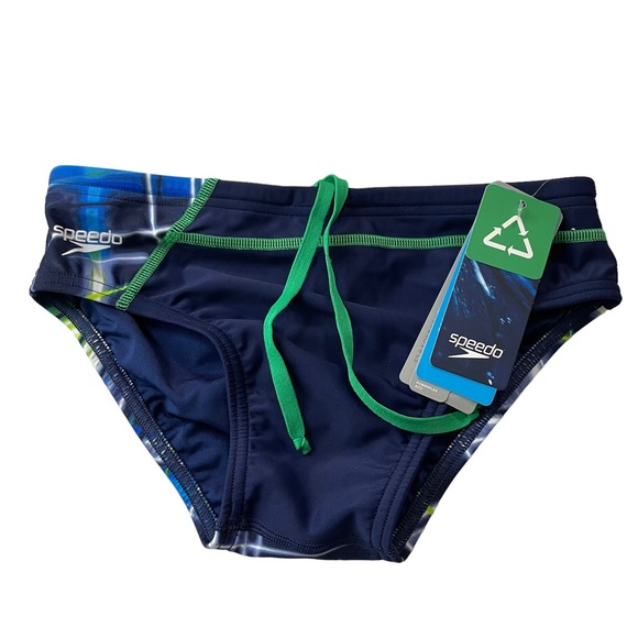 Speedo men’s swimming trunks Size 28 - Picture 1 of 9